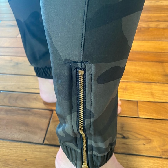 NWT Albion Jetsetters Camo - Picture 4 of 6